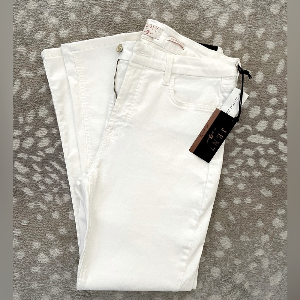 New 7 For All Mankind Jen 7 white slim Straight jean